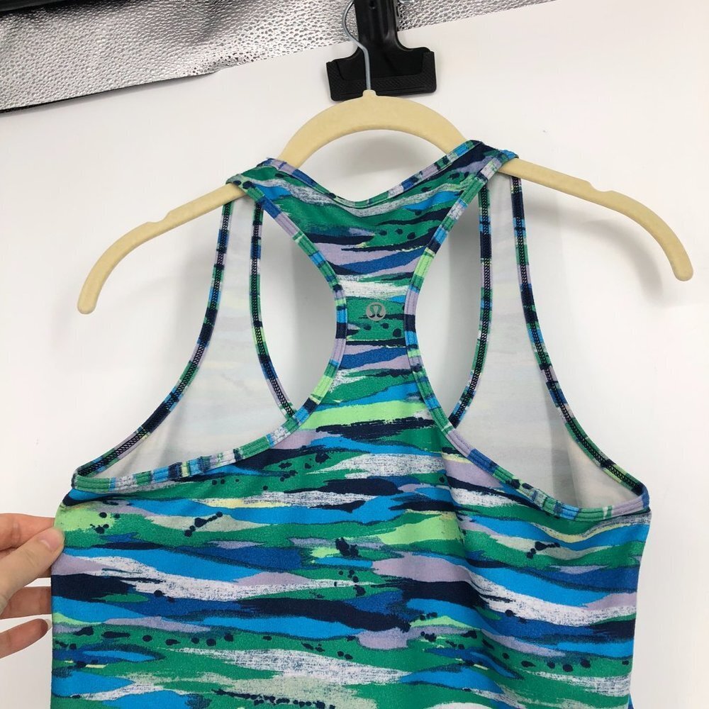 Lululemon Cool Racerback blue green  print Seven Wonders Multi ~ Small - Picture 9 of 16